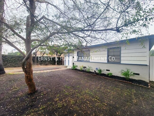 Building Photo - 13414 Lynne Dr