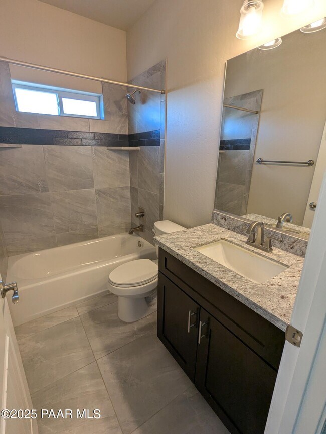 Building Photo - 3057 Trail Walk