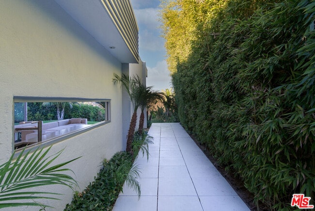 Building Photo - 1466 Bel Air Rd