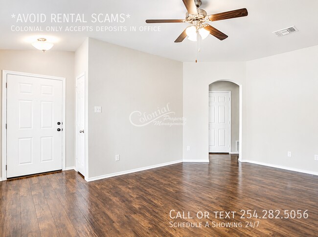 Building Photo - 5819 Ambrose Cir