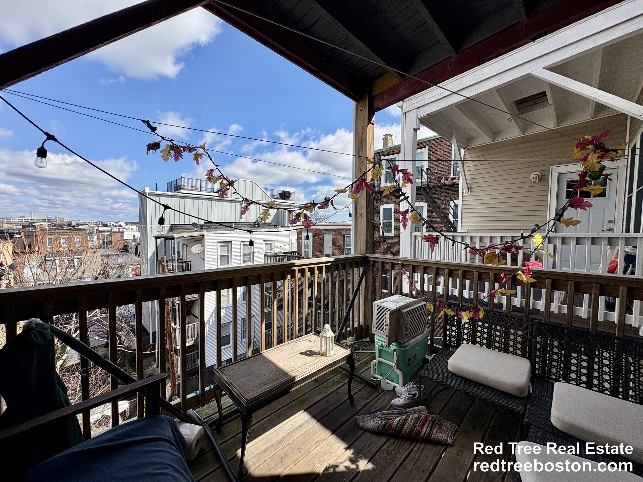 Building Photo - 116 Webster St