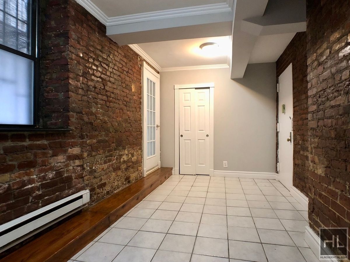 Building Photo - E 13TH ST.