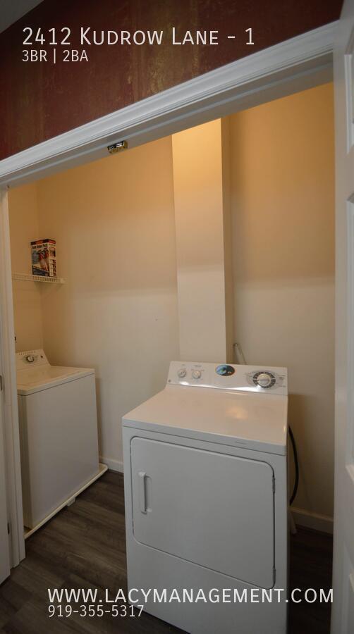 Building Photo - 2412 Kudrow Ln