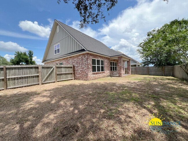 Building Photo - 162 Creve Core Dr