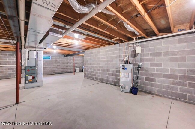 Building Photo - 11 Gilroy St