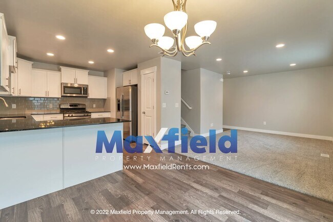 Building Photo - 529 Fox Chase Dr