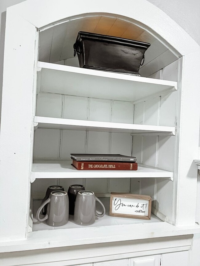 Building Photo - 2244 Park St