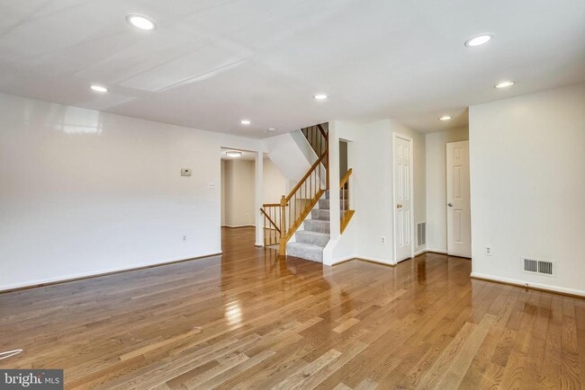 Building Photo - 3032 Braxton Wood Ct