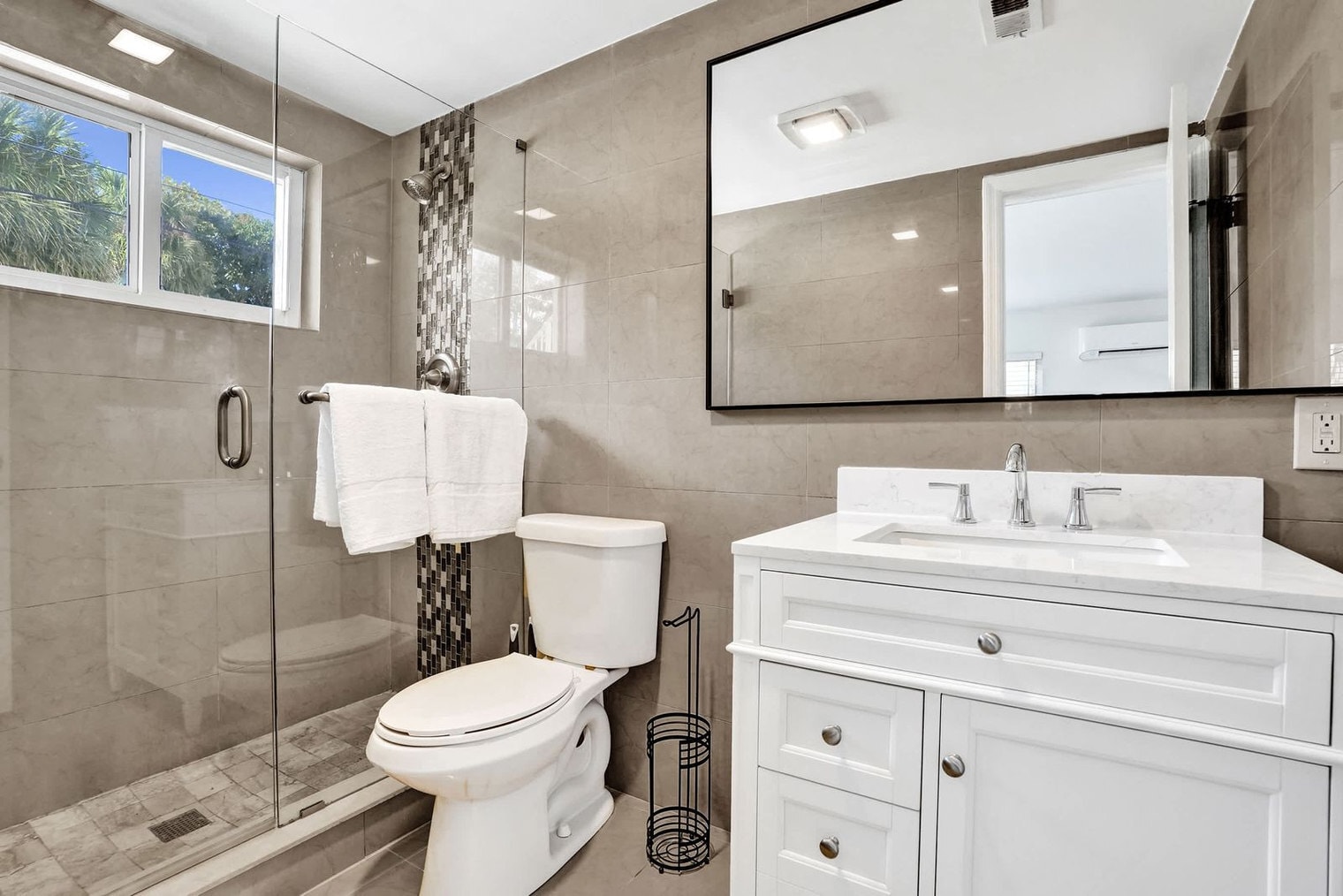 Building Photo - 905 N Federal Hwy