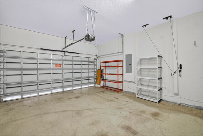 Building Photo - 15800 NW 88th Ave