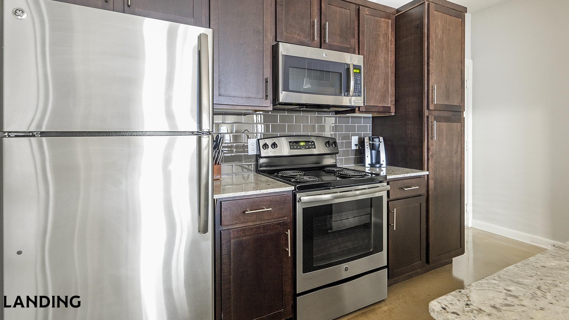 Building Photo - 4300 Cromwell Dr