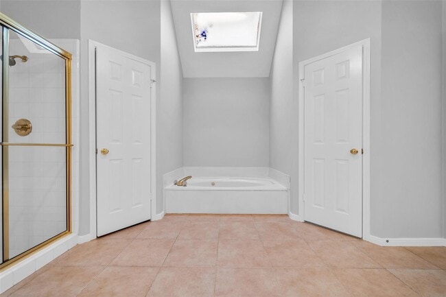 Building Photo - 3827 Bratton St