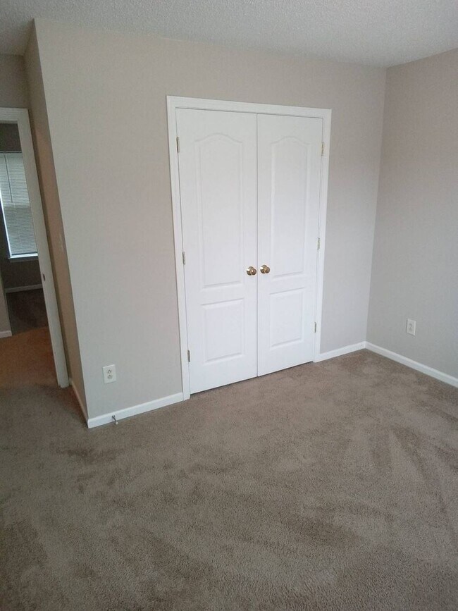 Building Photo - Great Home Close To Historical Downtown Matthews!