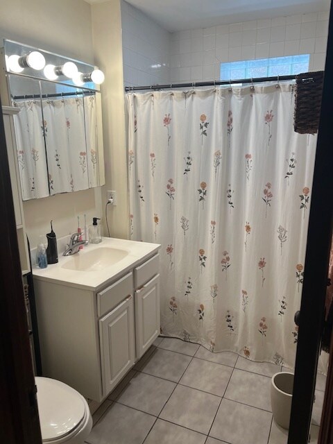 Building Photo - 2217 Rice W St