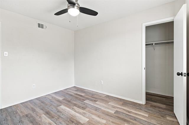Building Photo - 1833 Pelican Dr N