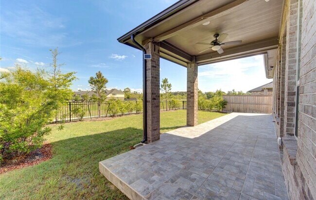 Building Photo - 10239 Bayou Oaks Dr