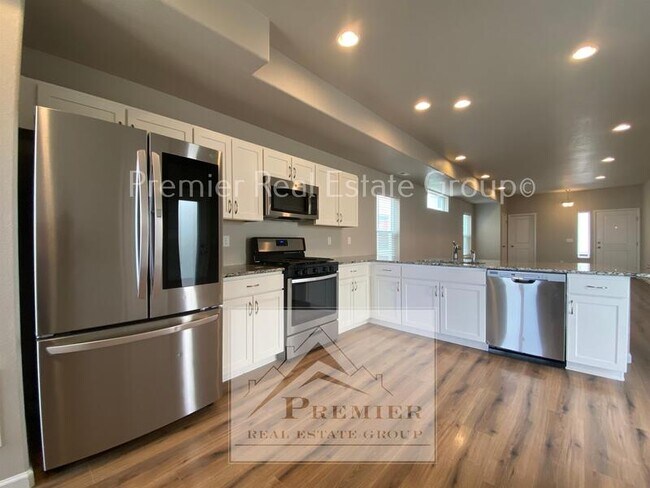 Building Photo - 4181 Jericho Loop