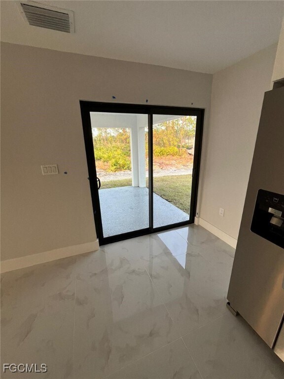 Building Photo - 241 Narthex Ave S