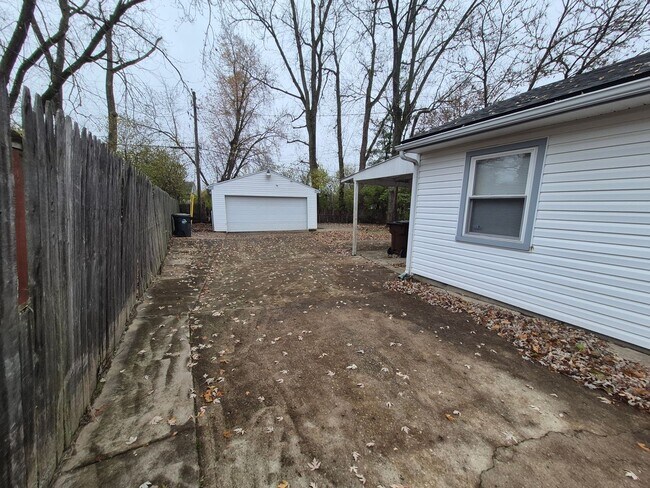 Building Photo - A must see 3-bedroom home!!