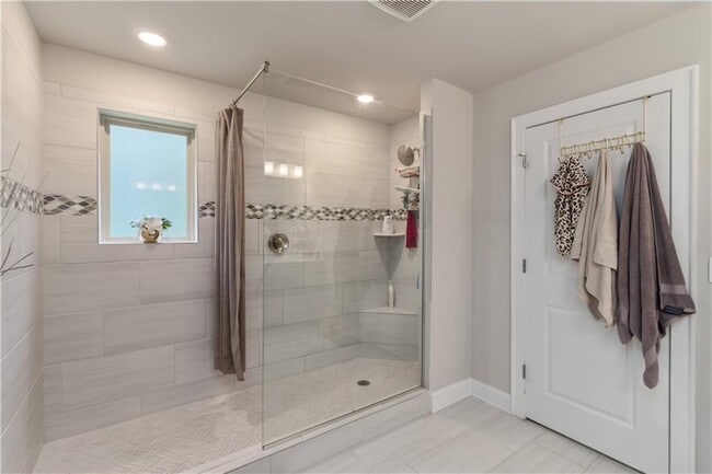 Building Photo - 4367 Bethany Manor Dr