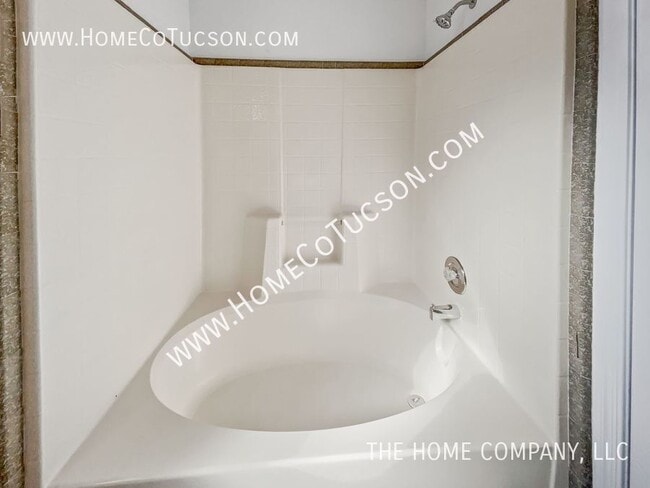 Building Photo - 3171 W Jusnic Cir