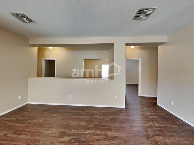 Building Photo - 6976 S Martlet Dr