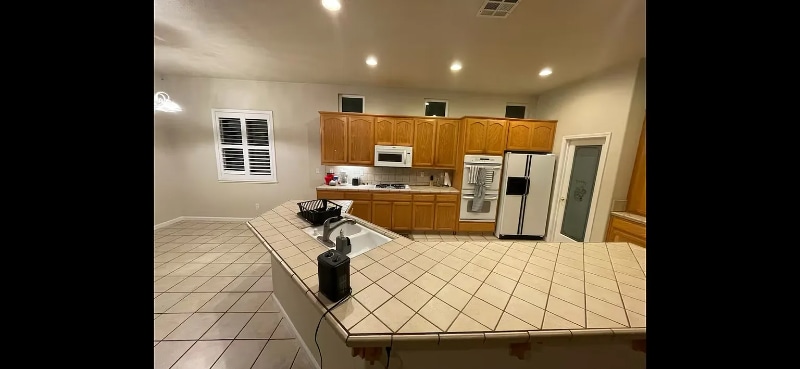 Building Photo - 3783 Jefferson St