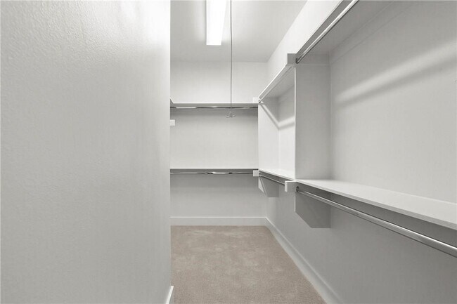 Building Photo - 2707 Kimsey Dr