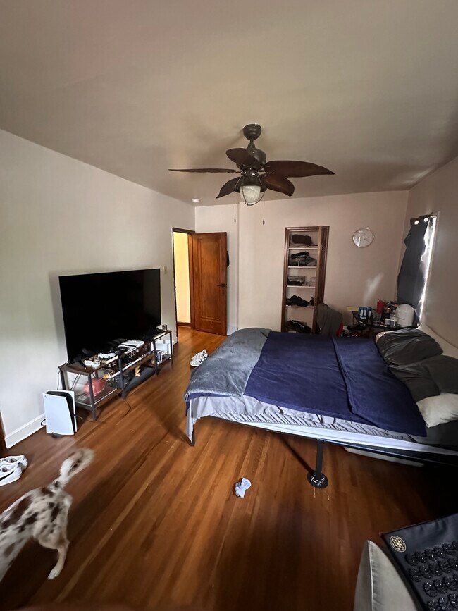 Bedroom 3 - 1420 Meadow Rd