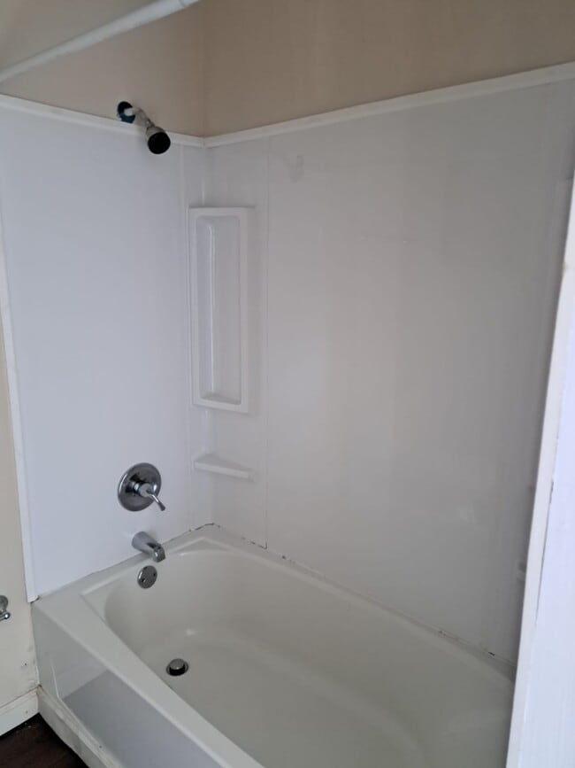 Building Photo - 2525 Esplanade St