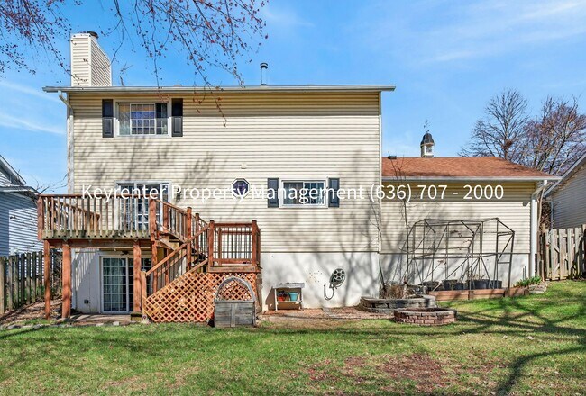 Building Photo - Spacious 4BR Home with Finished Basement in St. Peters