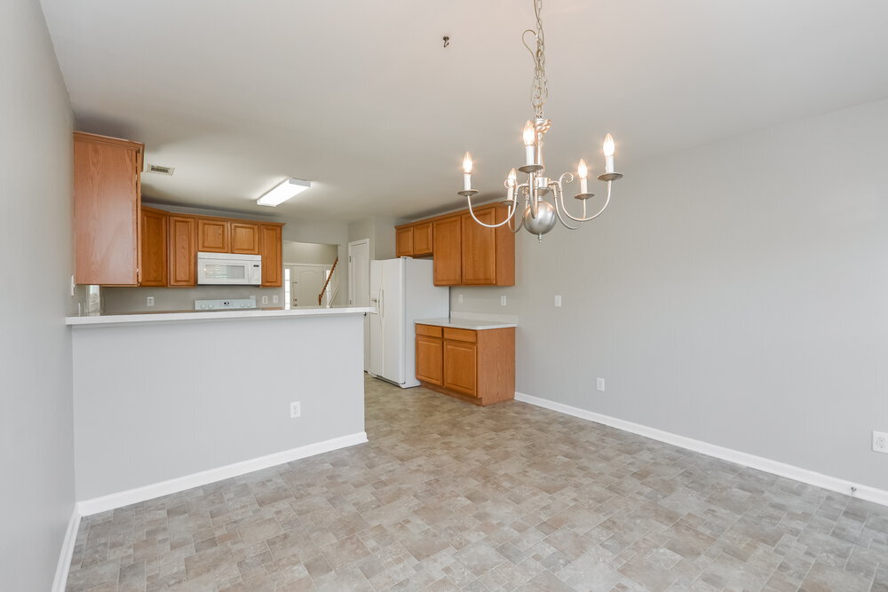 Building Photo - 6492 Grand Hickory Dr