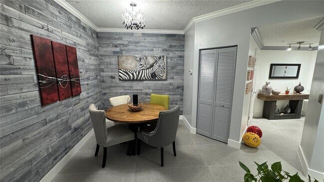 Building Photo - 5655 Bentgrass Dr