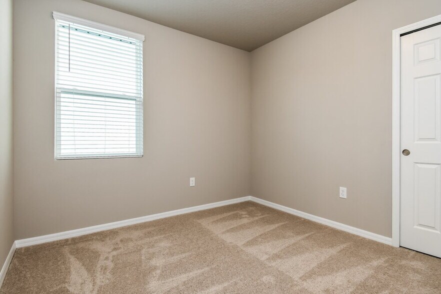 Building Photo - 857 Rivers Crossing St