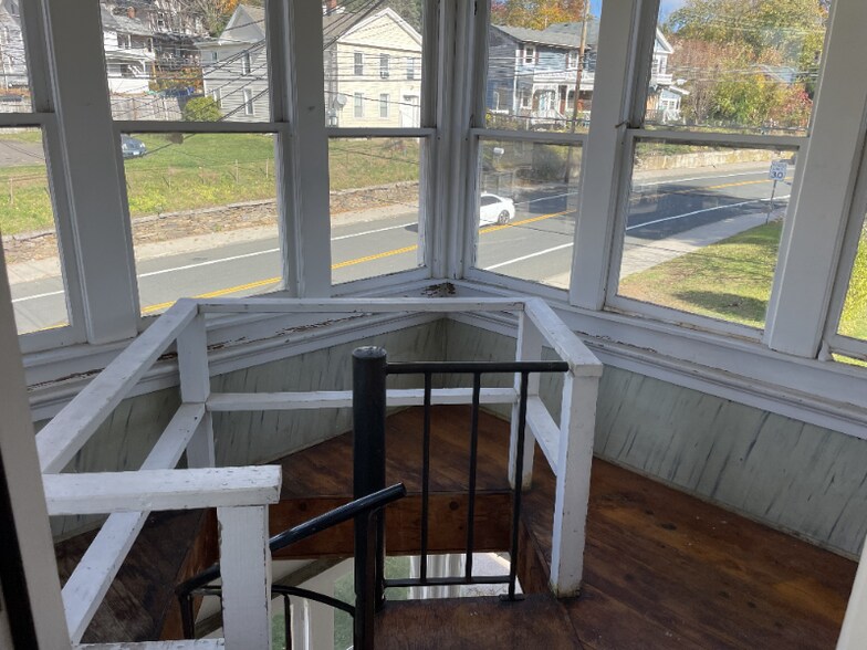 Building Photo - 111 Union St