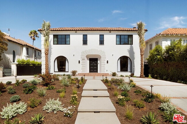 Building Photo - 308 S Highland Ave