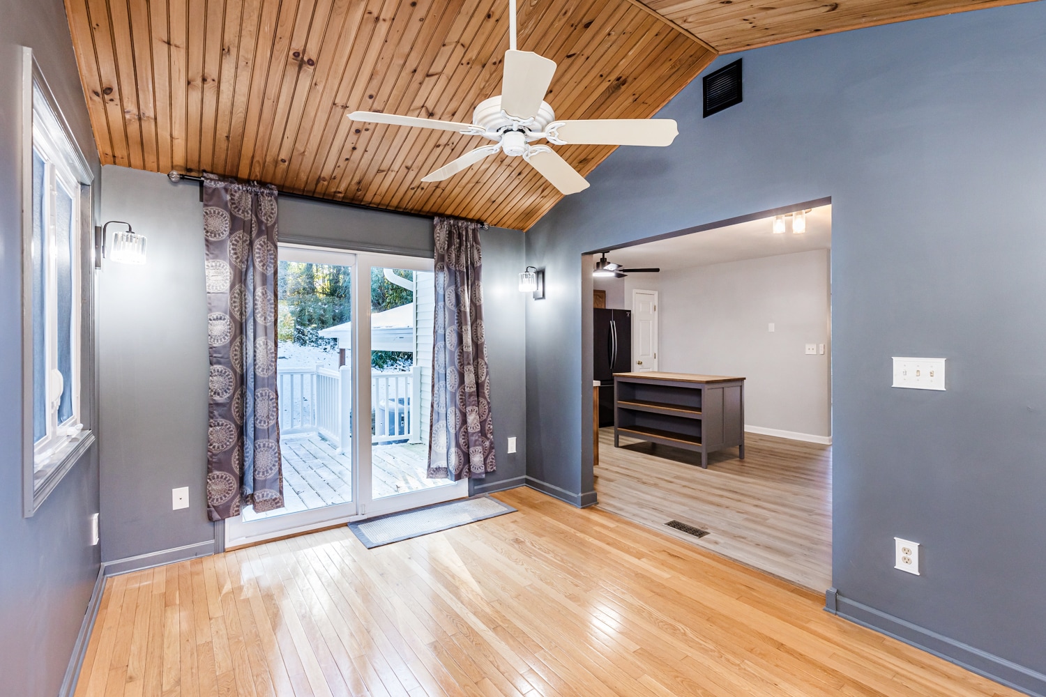 Building Photo - 6571 11th St