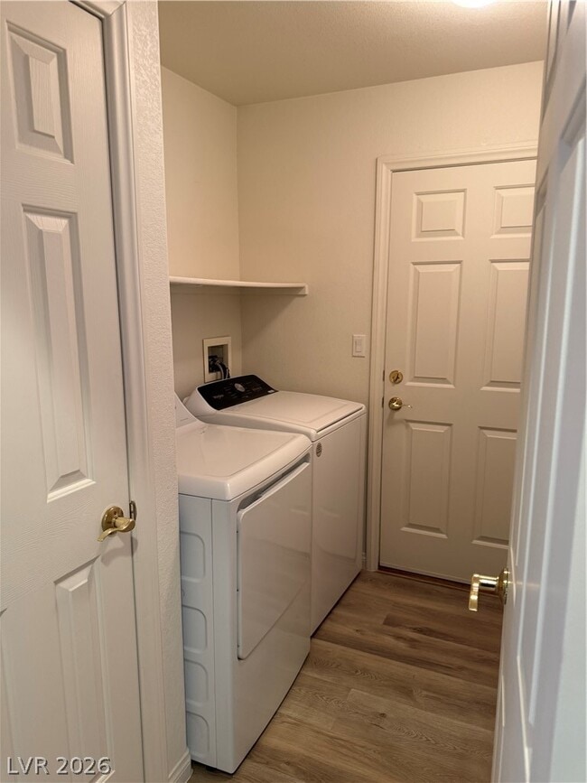 Building Photo - 7837 Morning Flower Ln