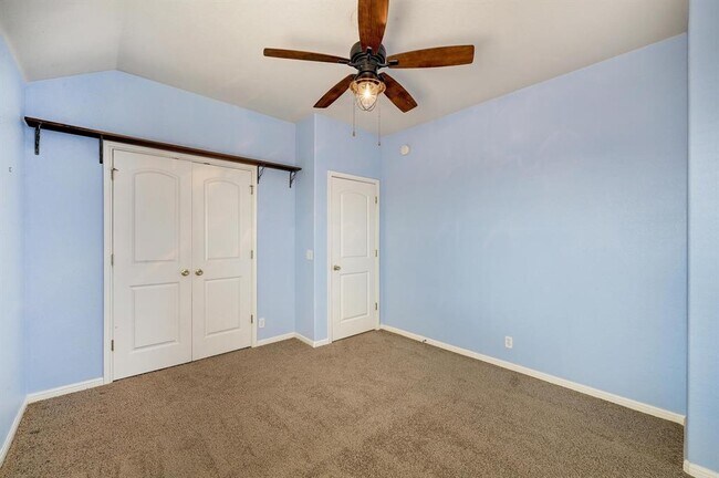 Building Photo - 211 Manchester Ln