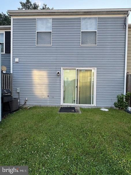 Building Photo - 15531 Norwegian Ct