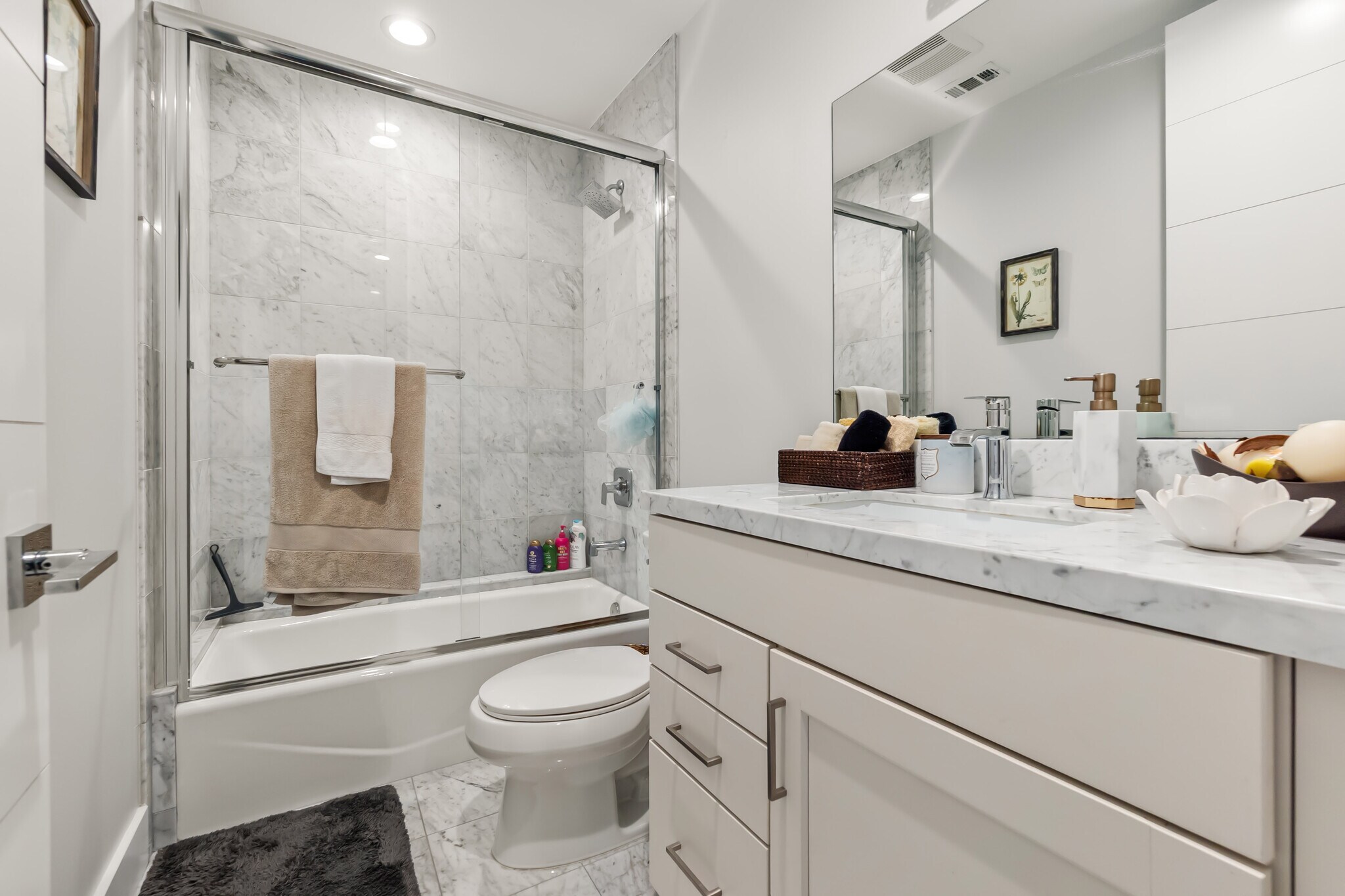 Building Photo - 2202 Felton Ln