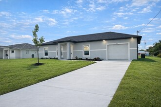 Building Photo - Brand New 3 Bed / 2 Bath Rental in Cape Coral – $1,950/M