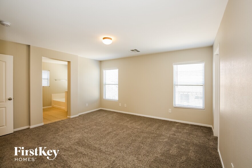 Building Photo - 6133 N Talbot Springs Ct