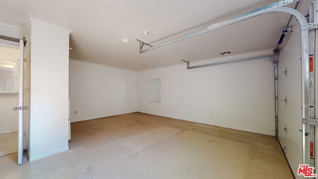 Building Photo - 2221 Neilson Way
