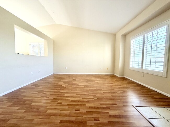 Building Photo - COMING SOON! LOVELY 3 Bedroom + Den/ 2 Bath POOL Home In N. La Quinta!