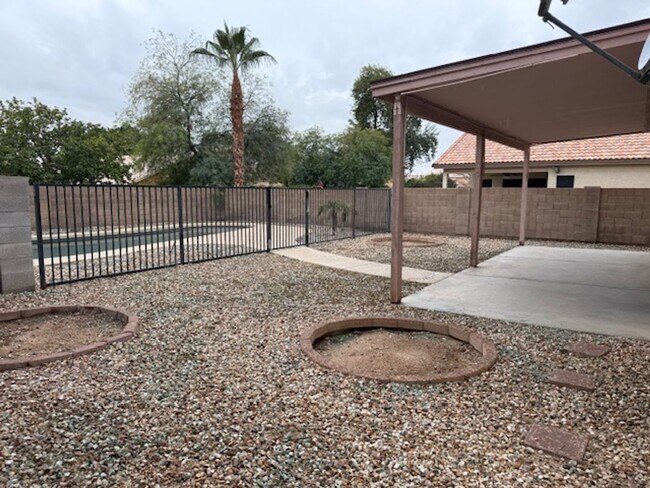 Building Photo - Flag Homes - 013