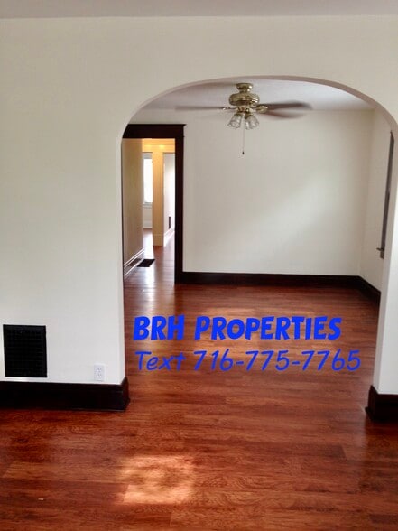 Building Photo - 100 Somerton Ave