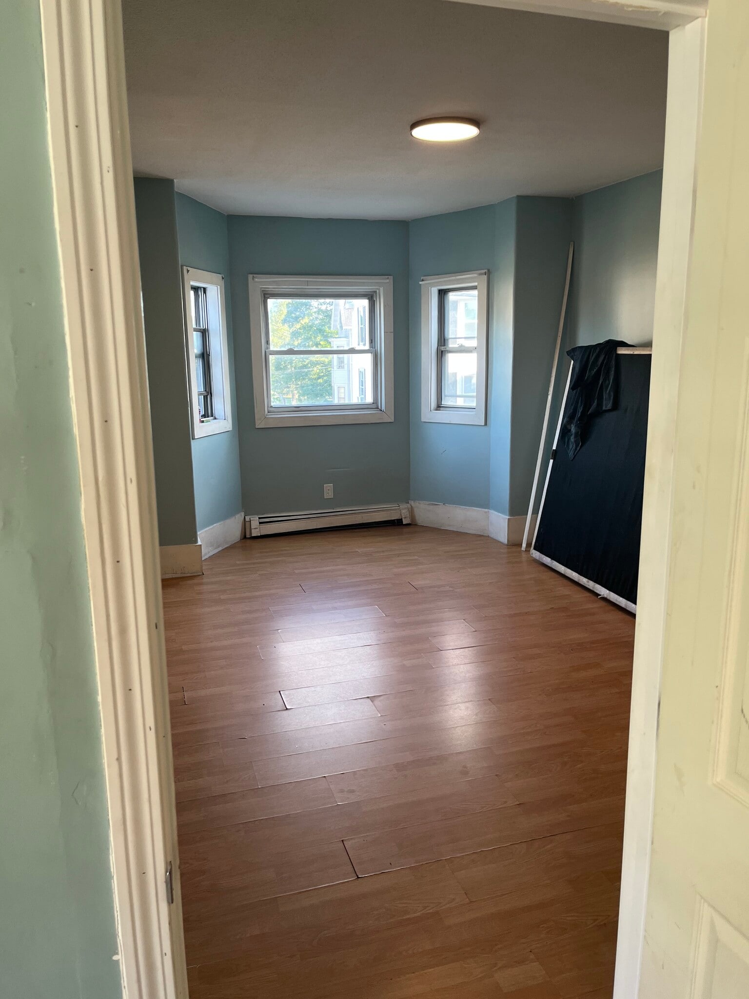 Master bedroom - 349 S Main St