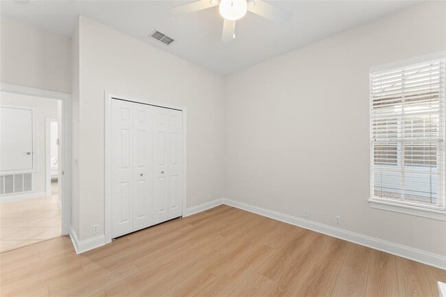 Building Photo - 11334 Camden Loop Way