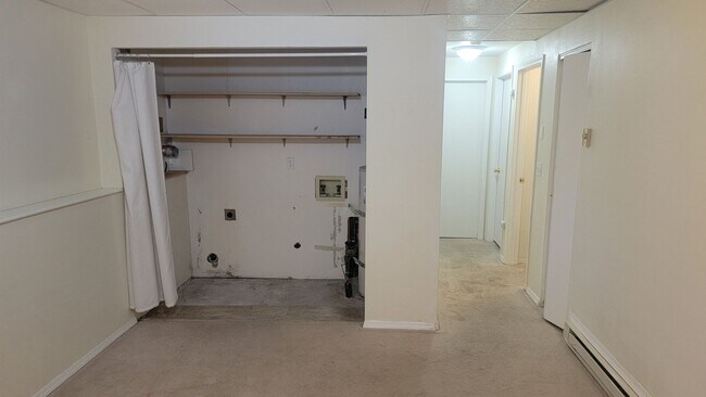 Building Photo - 4 Bedroom South Hill Home With Detached Ga...